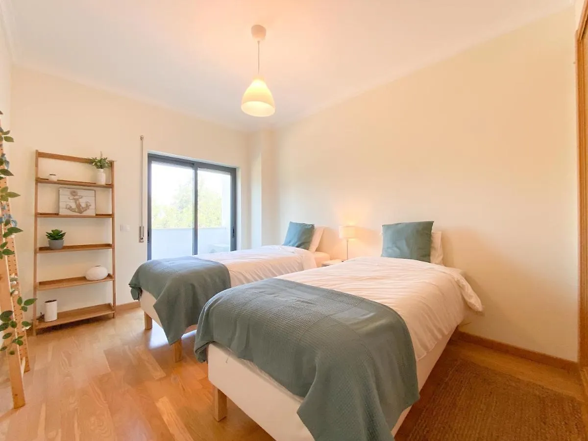 Meia-Praia Beach & Town Marina Apartment #1923 Lagos